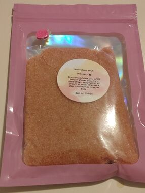 Strawberry Body Scrub in Pink Holographic Pouch 5oz.